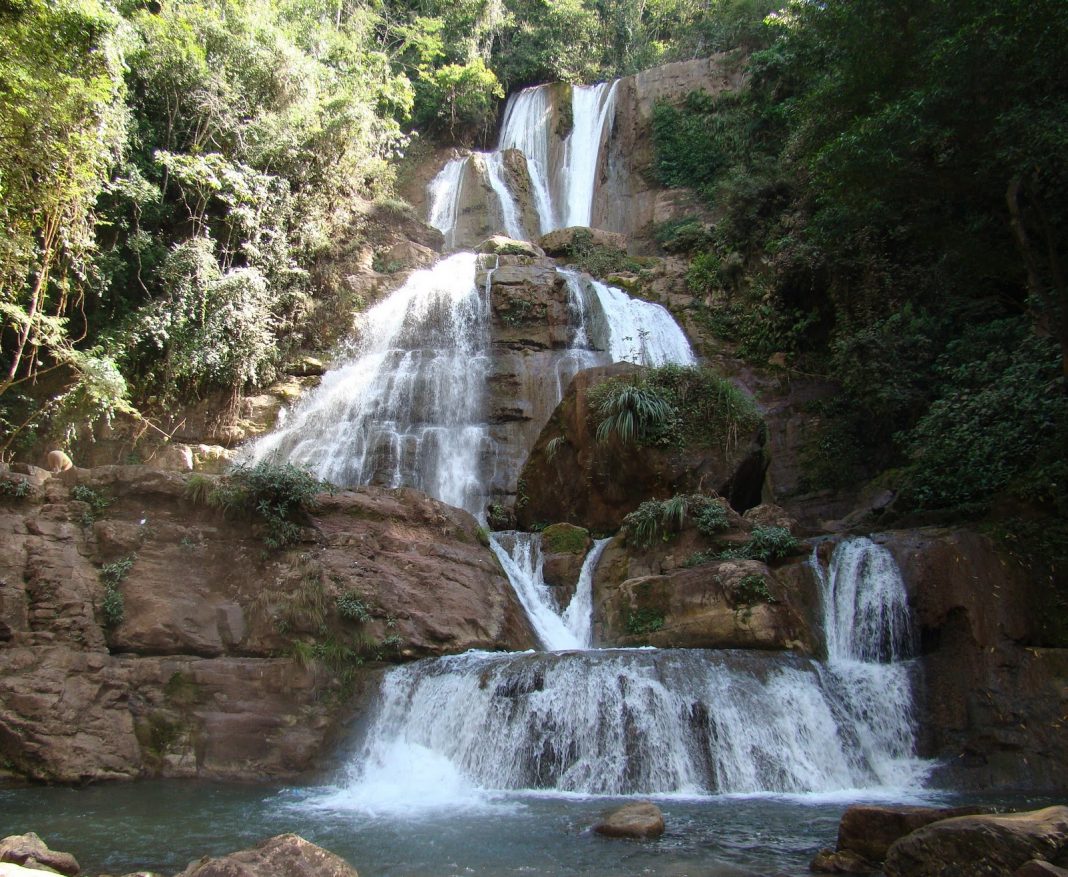 Catarata Bayoz La Caída De Agua Más Visitada En La Selva Viajar Por Perú 7942