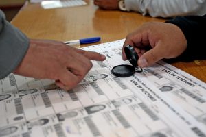 votar