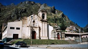 Iglesia de San Francisco en Huancavelica: aquí se realiza el encuentro de la Danza de Tijeras