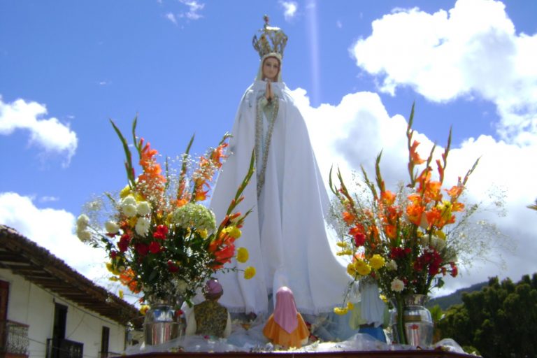 Fiesta de la Virgen de Fátima: ¿cuál es la historia de esta celebración y dónde se festeja?