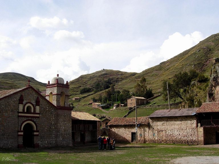 Sacsamarca: conoce la ciudad de piedra en Huancavelica