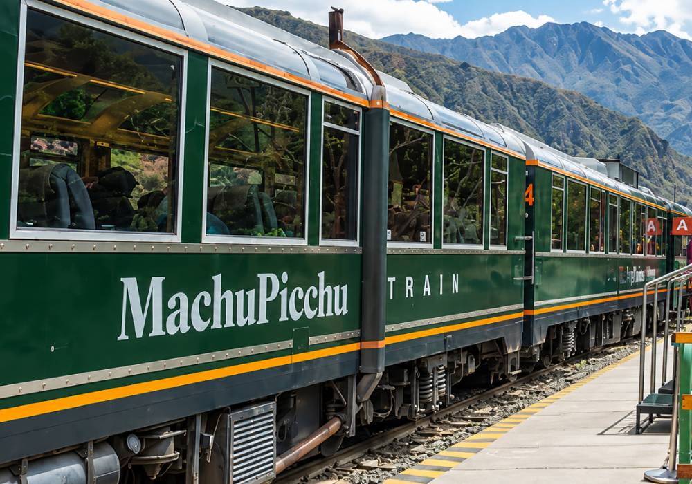 Viajar a Machu Picchu en tren con Inca Rail